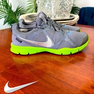 🔥 Nike Women Shoes SZ 8.5 In Season TR2 H20 Repel